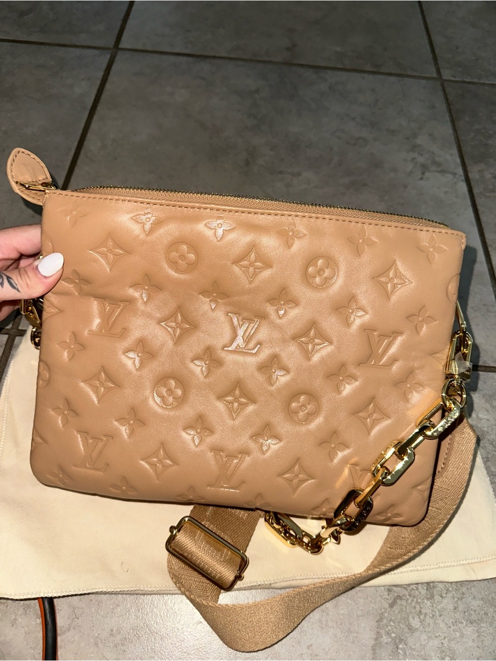 Louis Vuitton Coussin PM Camel - Picture 8 of 8
